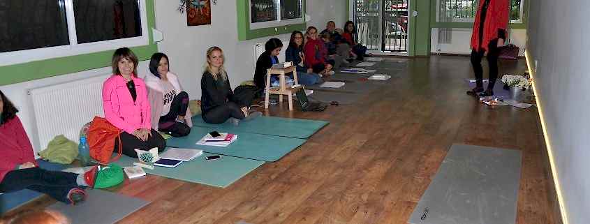 DSC 0677 845x321 - Ayurvedik Yoga Terapist Eğitmenlik Eğitimi